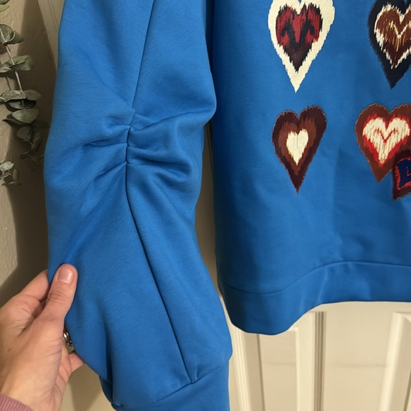 NWT Emily LoveLock Crewneck - Picture 4 of 6